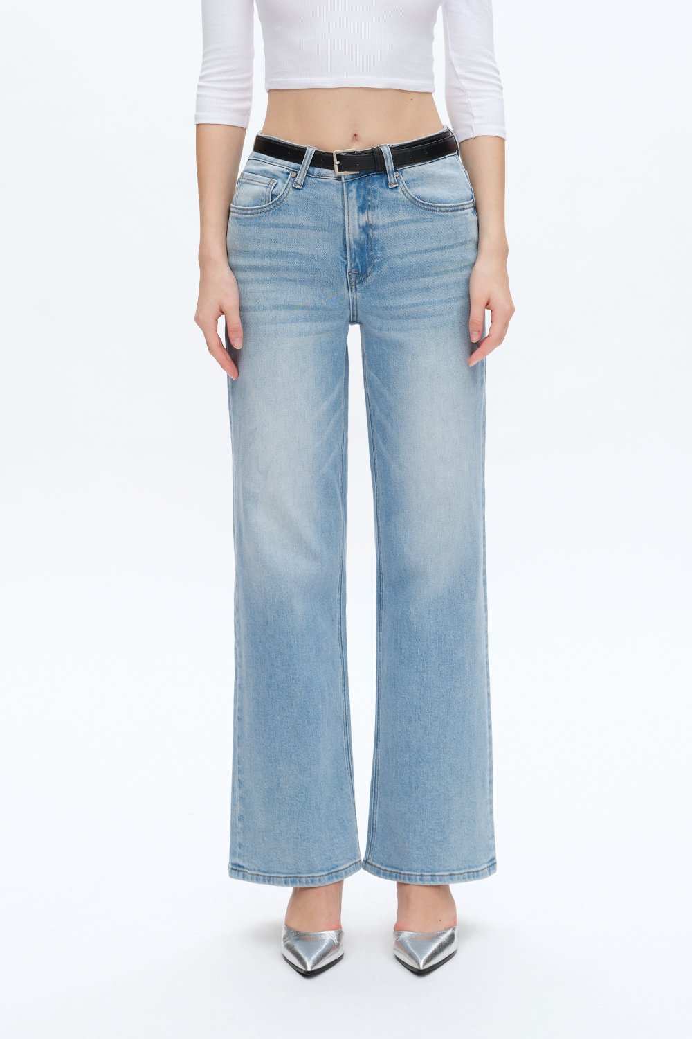 Light Wash Straight Leg Jean